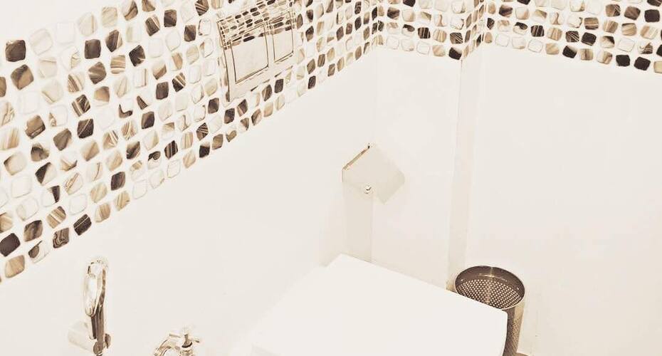 Apartment 171: Studio 1, New Delhi 5